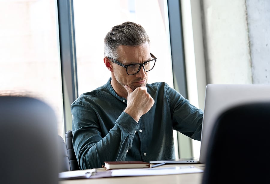 Management Consultants vs Boardroom Consultants: Which is Right for You?